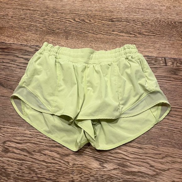 lululemon athletica Pants - FLORID FLASH LULULEMON 2.5” HOTTY HOT SHORTS